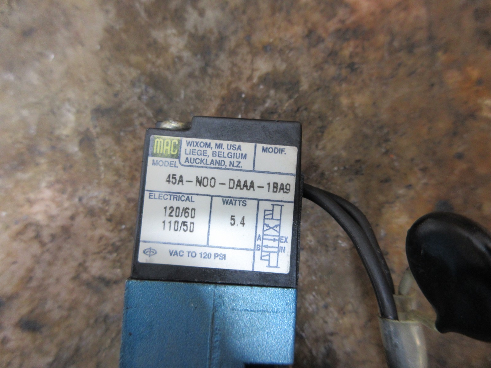 1996 HAAS VF-1 CNC VERTICAL MILL 45A-N00-DAAA-1BA9 MAC VALVE