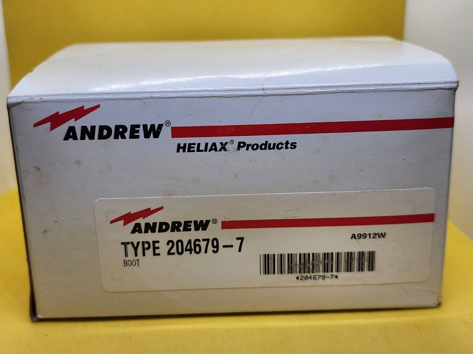 NEW! ANDREW TYPE 204679-7 4″ W/G BOOT FOR 3 HOLES, 1/2″ COAXIAL CABLE [2WS2]