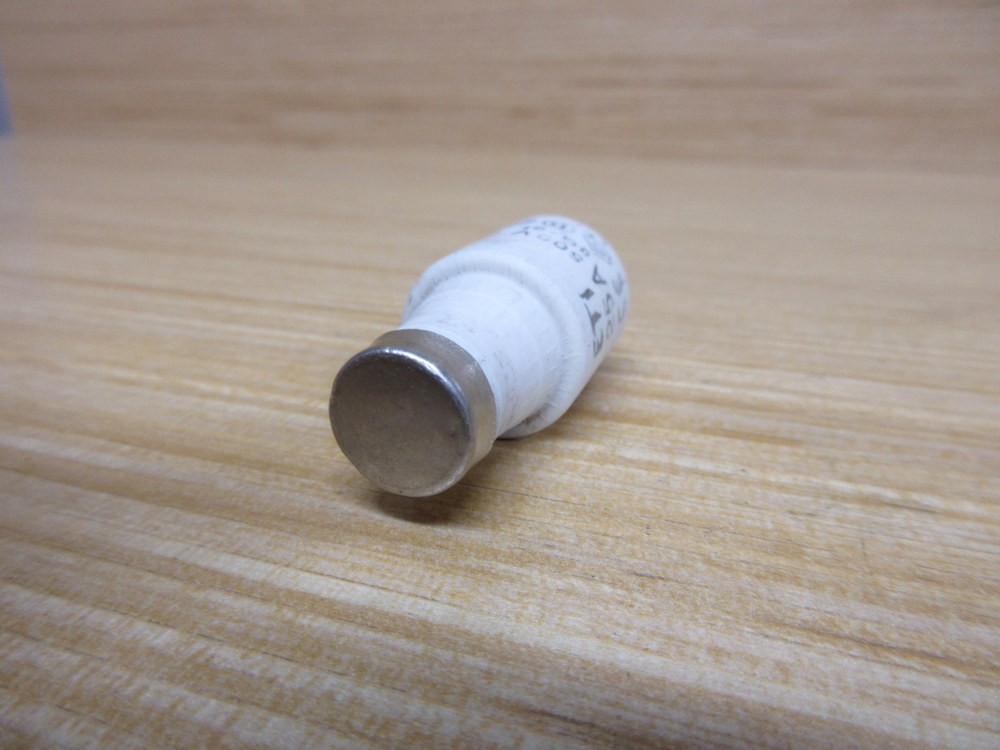 ETI 25A 500V Bottle Fuse (Pack of 4)