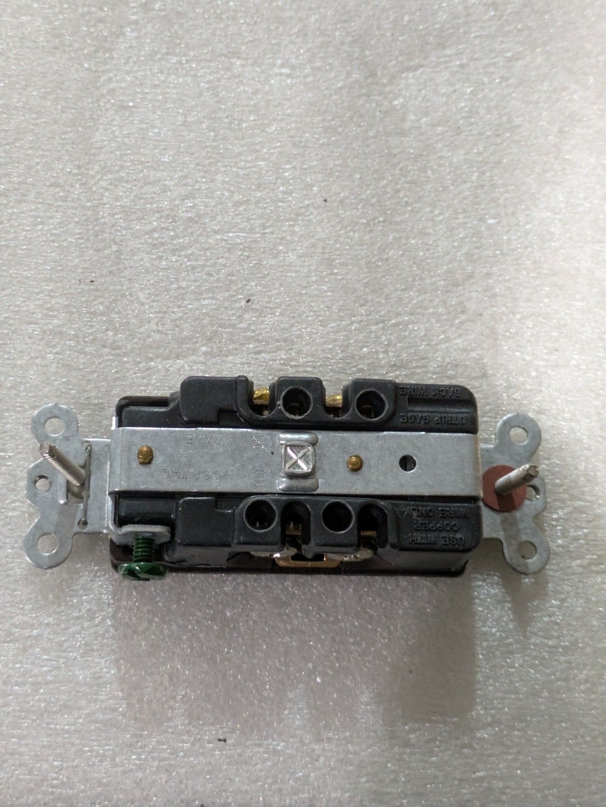Hubbell HBL2182 Brown Duplex Receptacle 20A 125V 2P 3W Grounding Set of 8 Units
