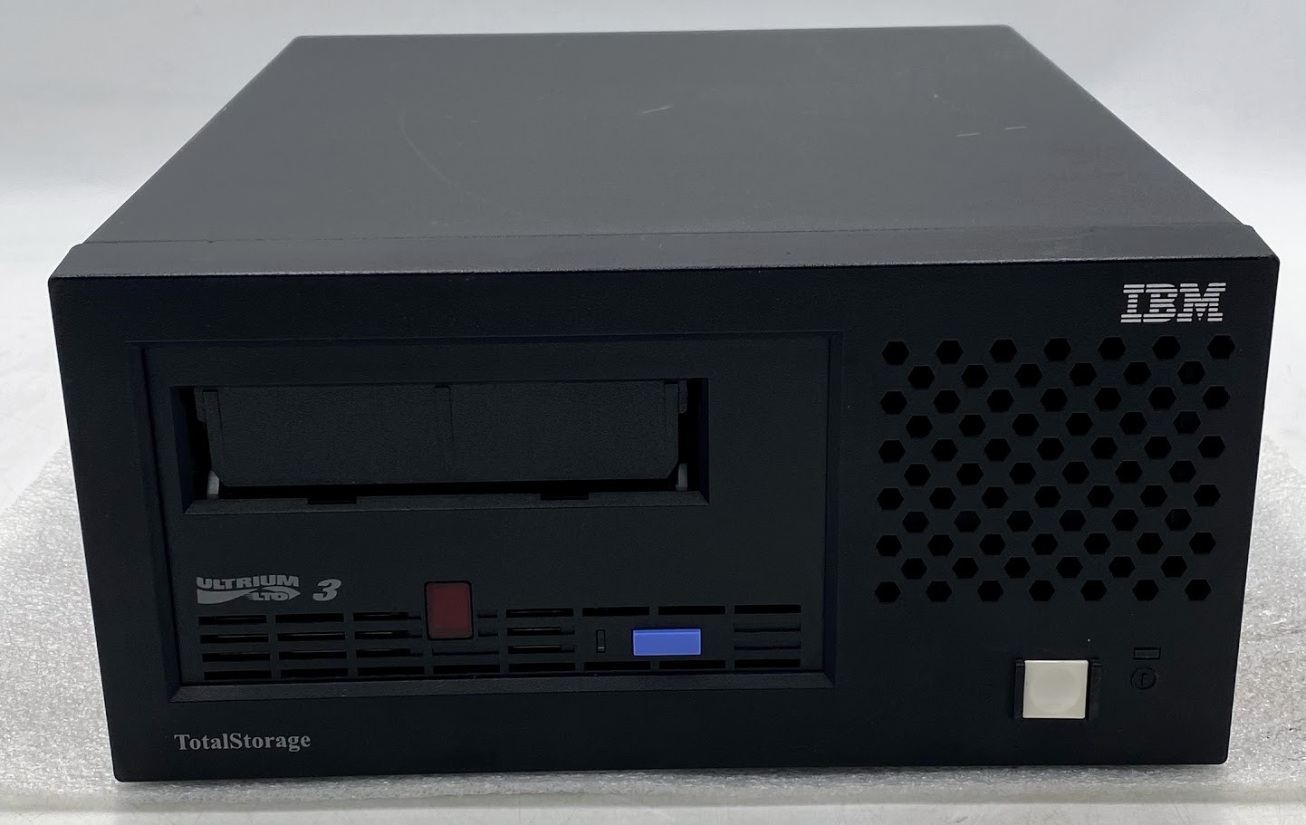 IBM Ultrium LTO-3 23R3687 External SCSI Tape Drive Module 3580 L33/L3H