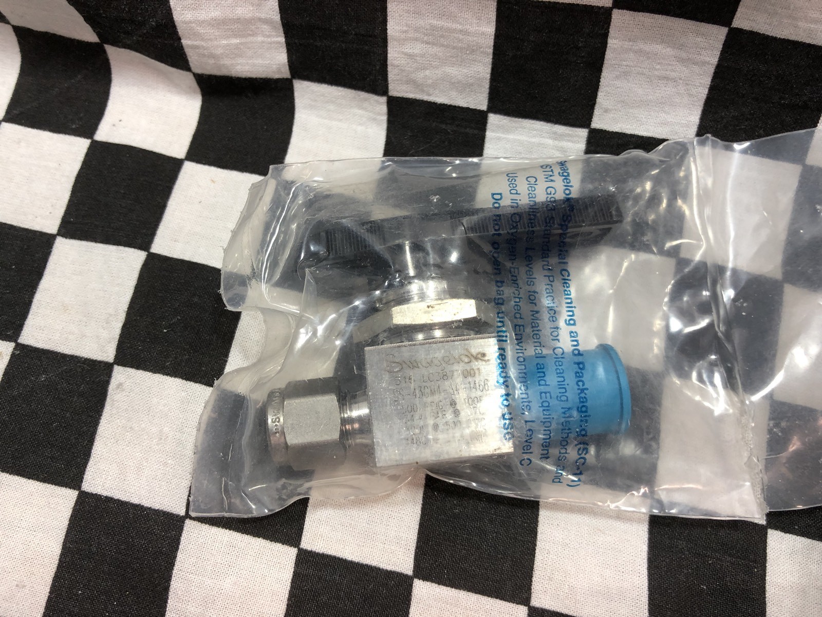 SWAGELOK Ball Valve 1/4″ FNPT x 1/4″ T, SS-43GM4-S4-1466, SHIPSAMEDAY