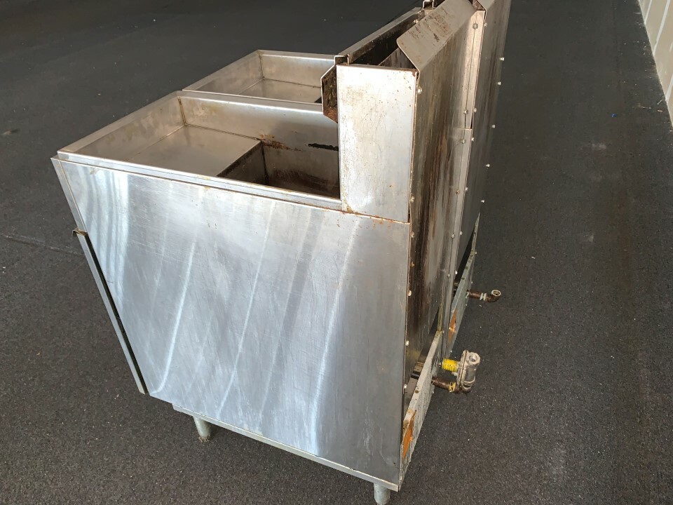 16″ American Range AF-35/50 Fryer, Nat Gas