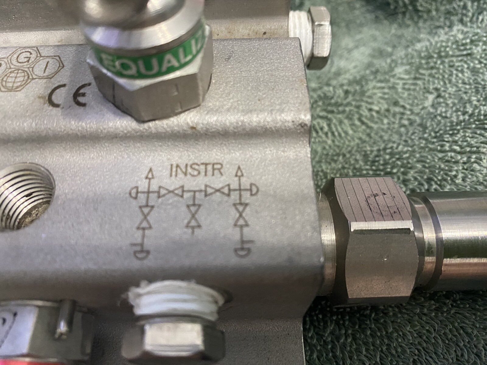 PGI VALVE MANIFOLD M3-875SLT 316SS 1500 PSI @ 200°F