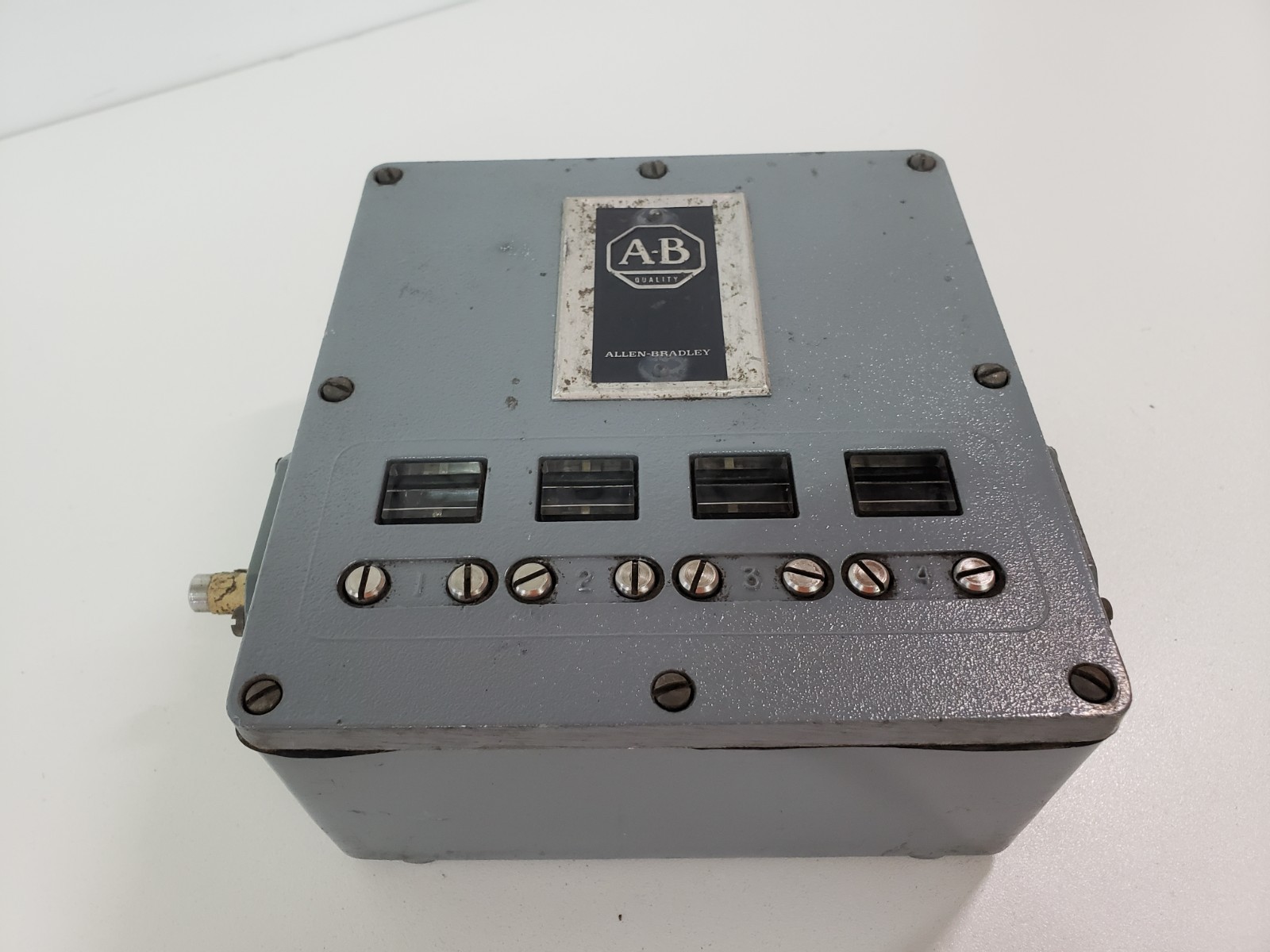 UNUSED – Allen-Bradley 803-F412 Ser. B Rotary Cam Limit Switch 0-150RPM NEMA 12