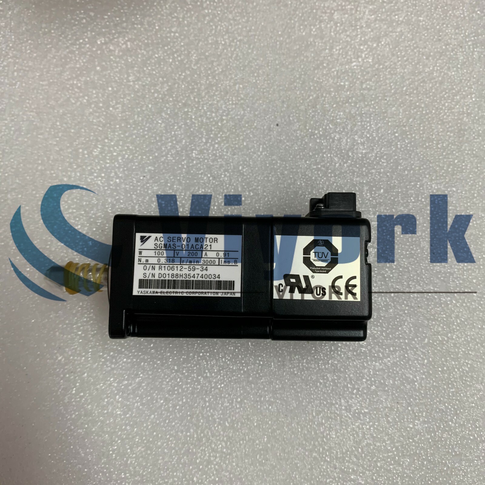 Yaskawa SGMAS-01ACA21 AC SERVO MOTOR 0.91AMP 200VAC R/MIN3000 NEW
