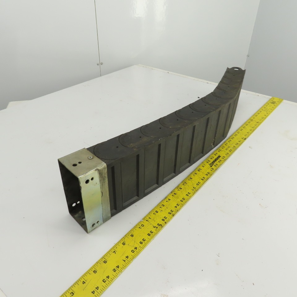 Nylatube 35-1/2″ OAL Enclosed Cable Carrier Energy Chain 5-1/8″ x 2-1/4″ ID