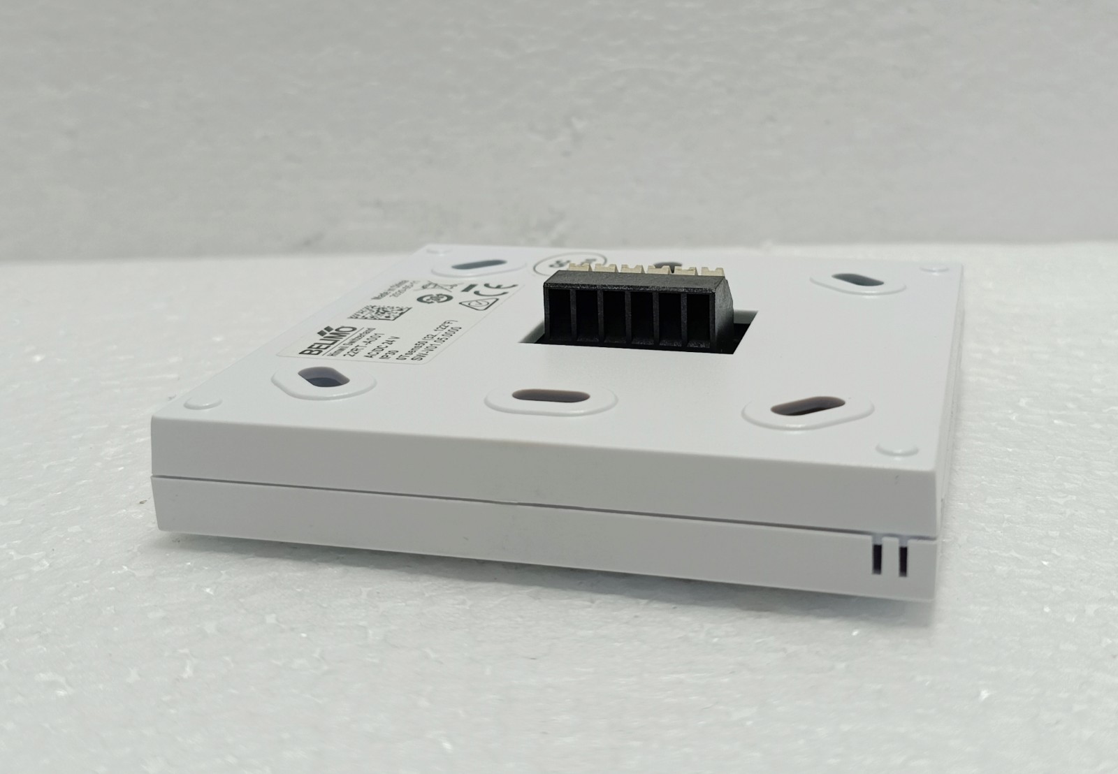 BELIMO 22RT-A001 VAV BOX ACUTATOR THERMOSTAT