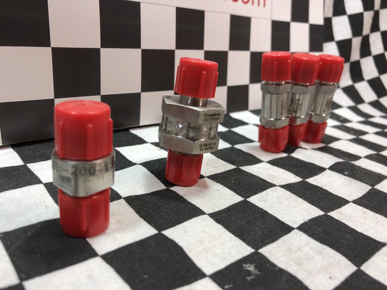 SWAGELOK CHECK VALVE 1/4″ VCR, SS-4C-VCR-1/3, SS-4FW-VCR-15, B-200-VS-11 #1326C7