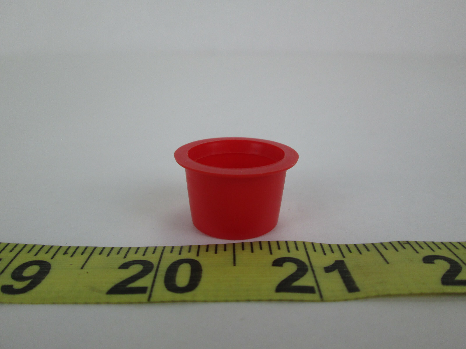 Lot of 100 New Caplugs Tapered Dust & Moisture Cap Plug .725″ T-9X Red NAS834-72