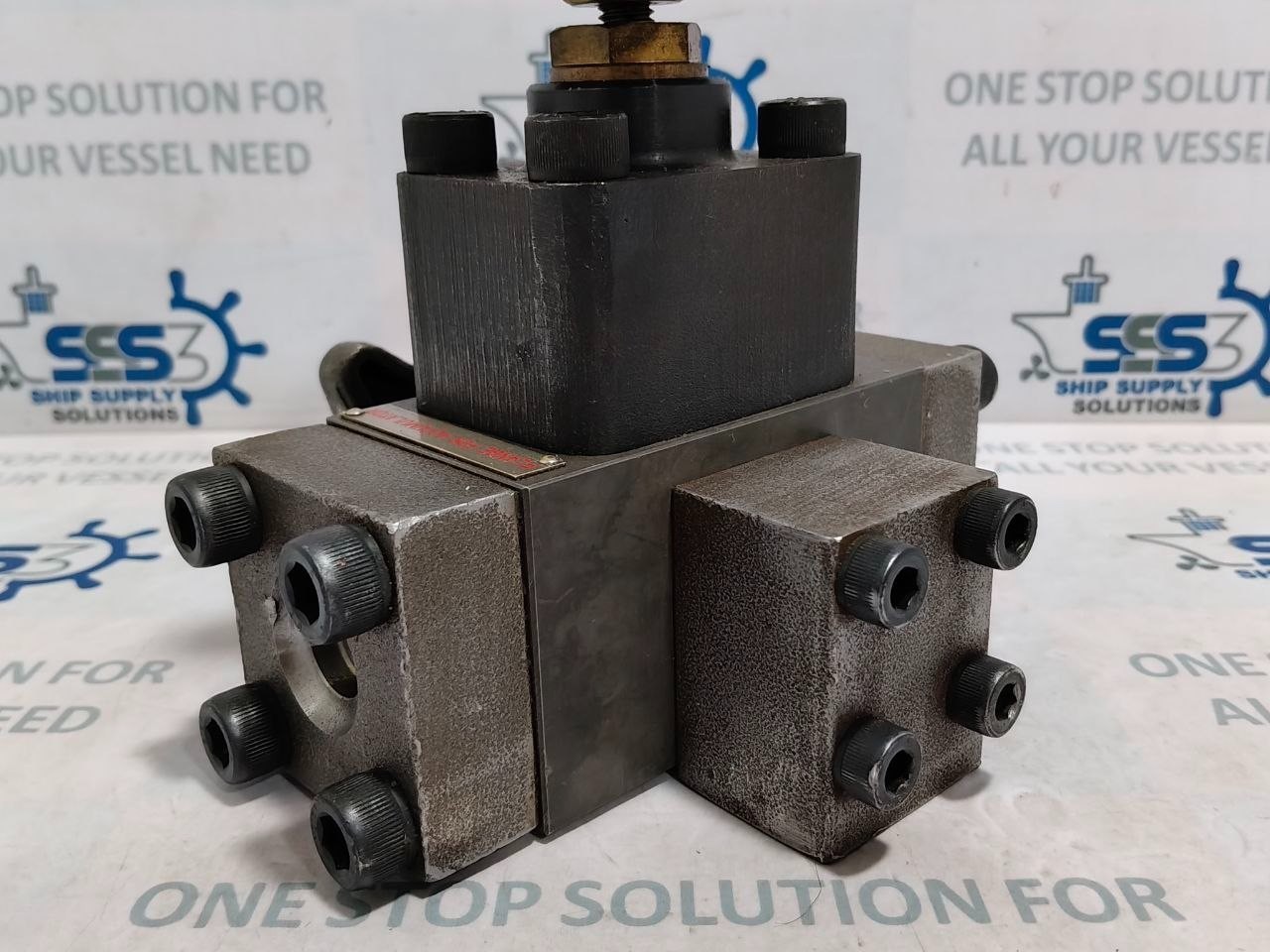 Hirose Valves HF-ACC-K-10X10-23 Hydraulic Valve Manifold Mount W/Handwheel