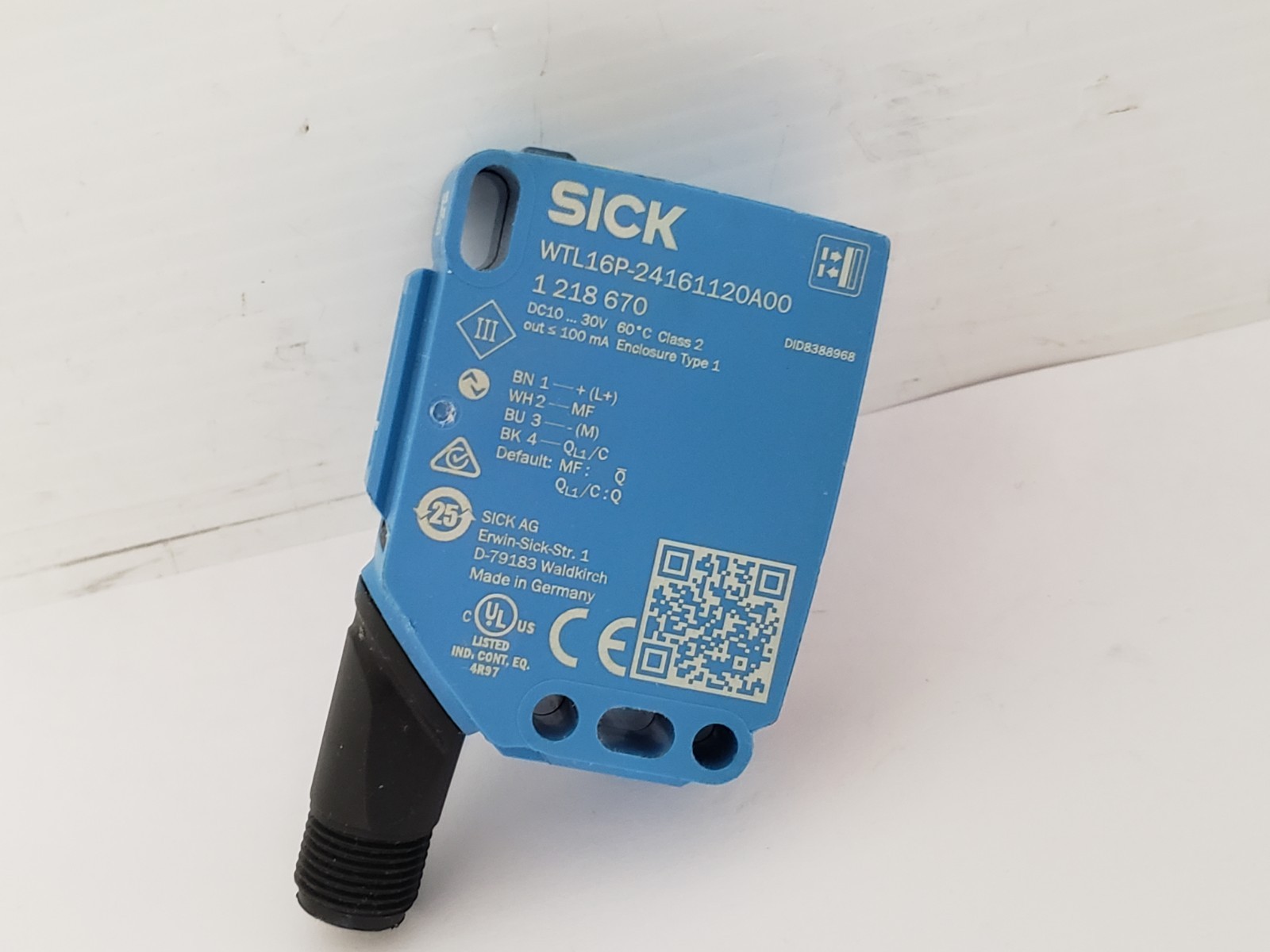 SICK WTL16P-24161120A00 PHOTOELECTRIC SENSOR NPN/PNP 10-30 VDC 4PIN NNB