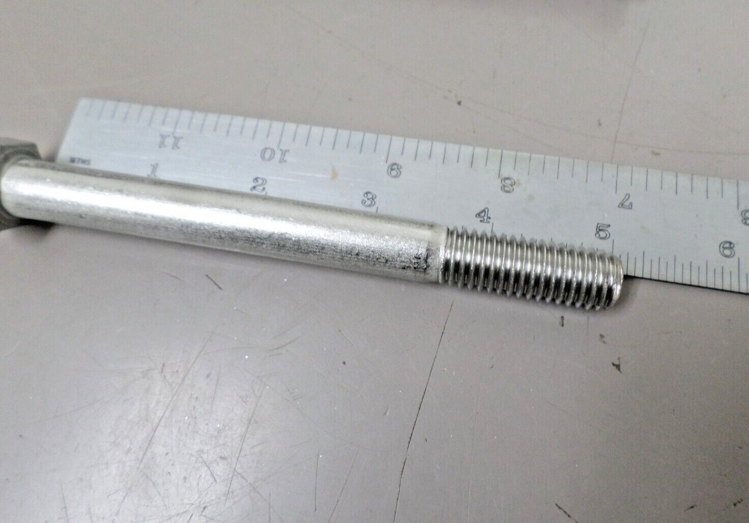 1/2-13 x 5 Stainless Steel Coarse 18-8 Hex Bolt F593C THE