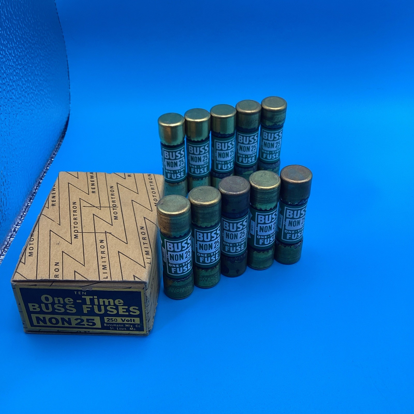 BUSS NON 25 One Time Fuses 250 V (box Of 10) #2 Ships FREE