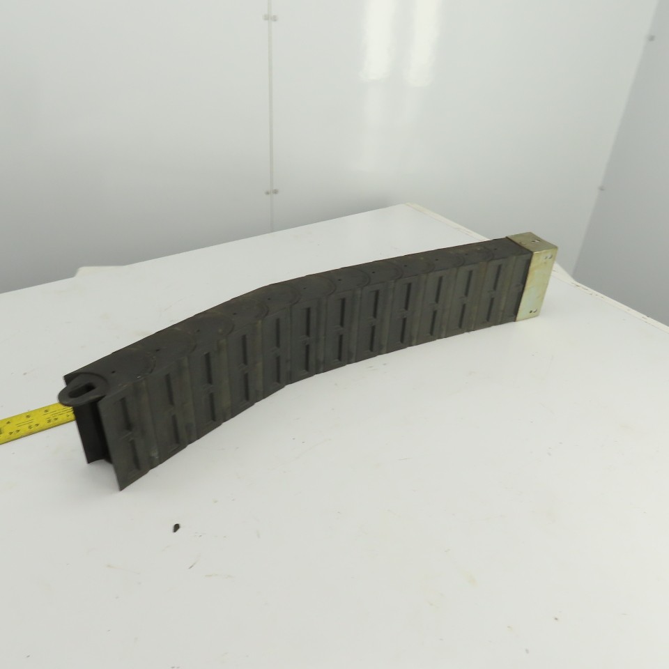 Nylatube 35-1/2″ OAL Enclosed Cable Carrier Energy Chain 5-1/8″ x 2-1/4″ ID