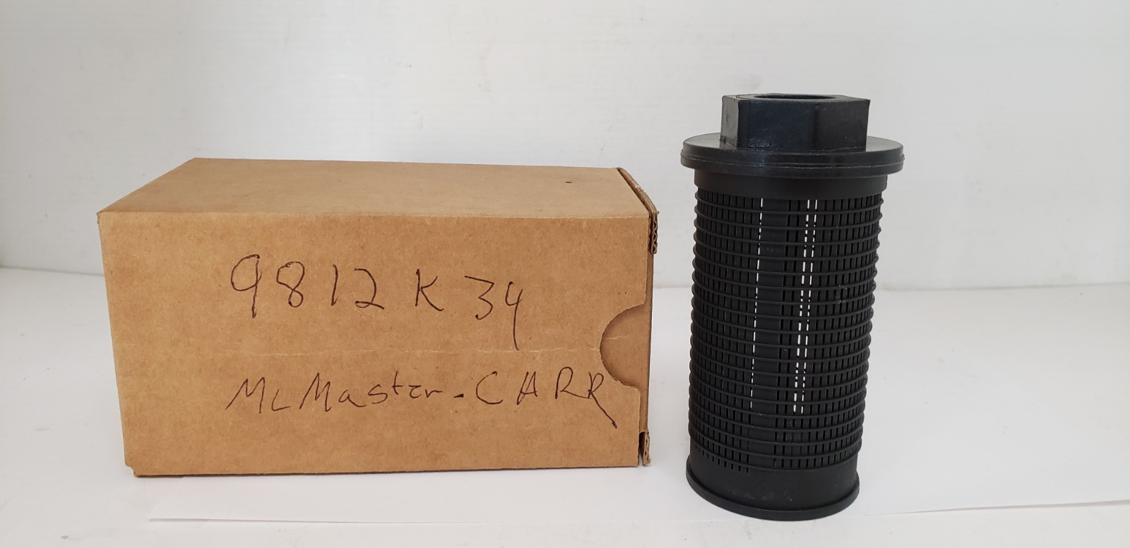 McMASTER-CARR 9812K34 SUCTION STRAINER, USE W/WATER-OIL-PAINT, 1/2″ FNPT, NIB