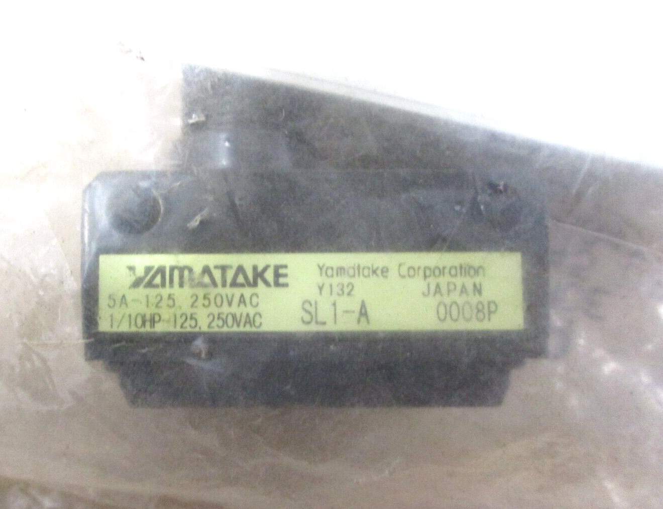 Yamatake SL1-A 5A-125-250VAC Limit Switch A7740LR