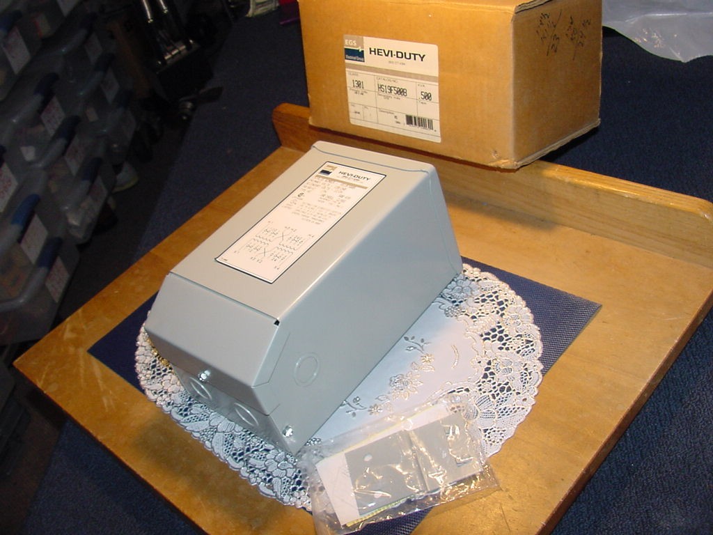 EGS HS19F500B, 0.500 kVA Single-Phase Buck-Boost Dry-Type Transformer, NEW