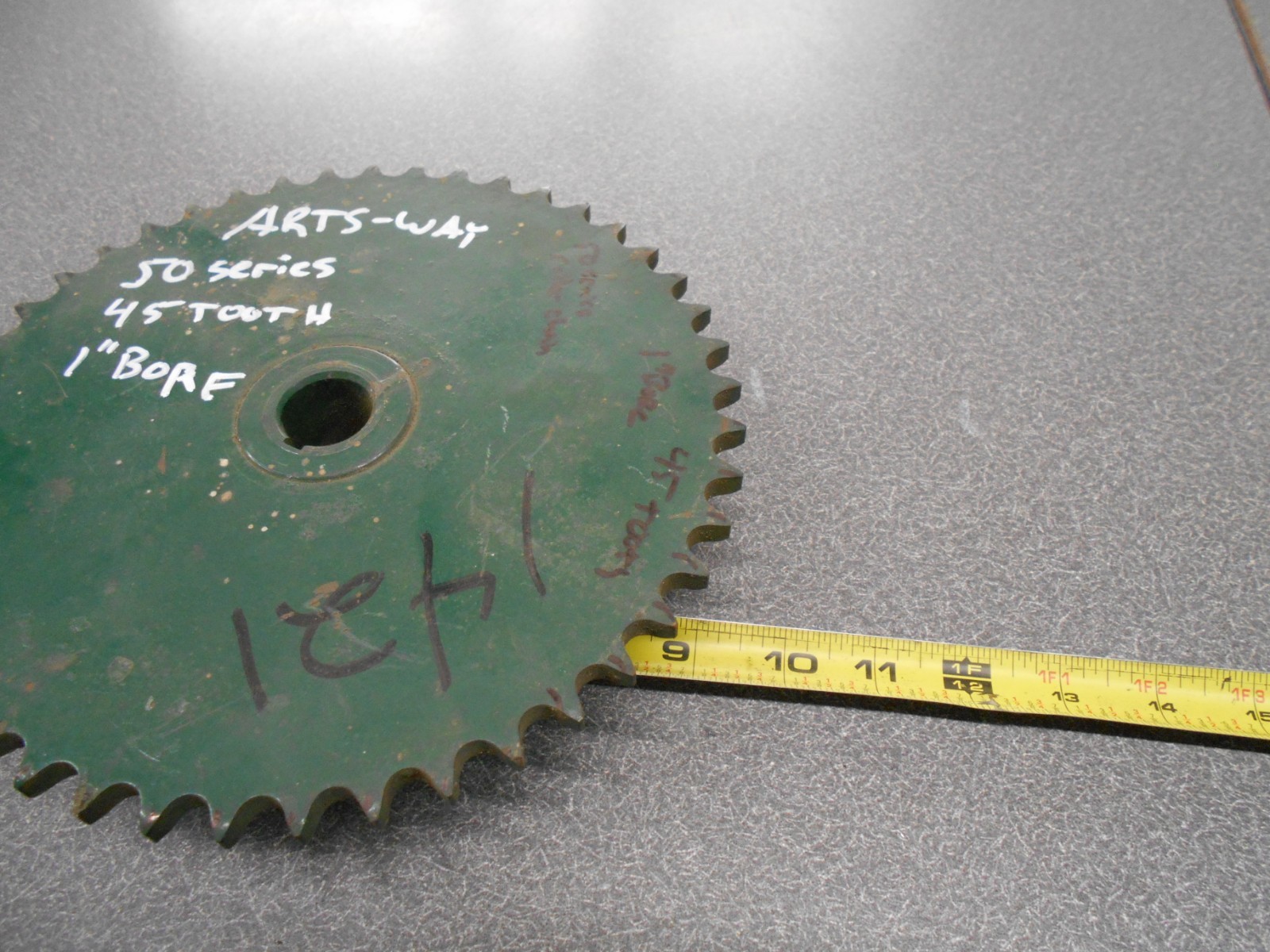 Roller Chain Sprocket: 50B45 , 45 Tooth, 1″ Keyed Bore. Arts-Way. NOS!