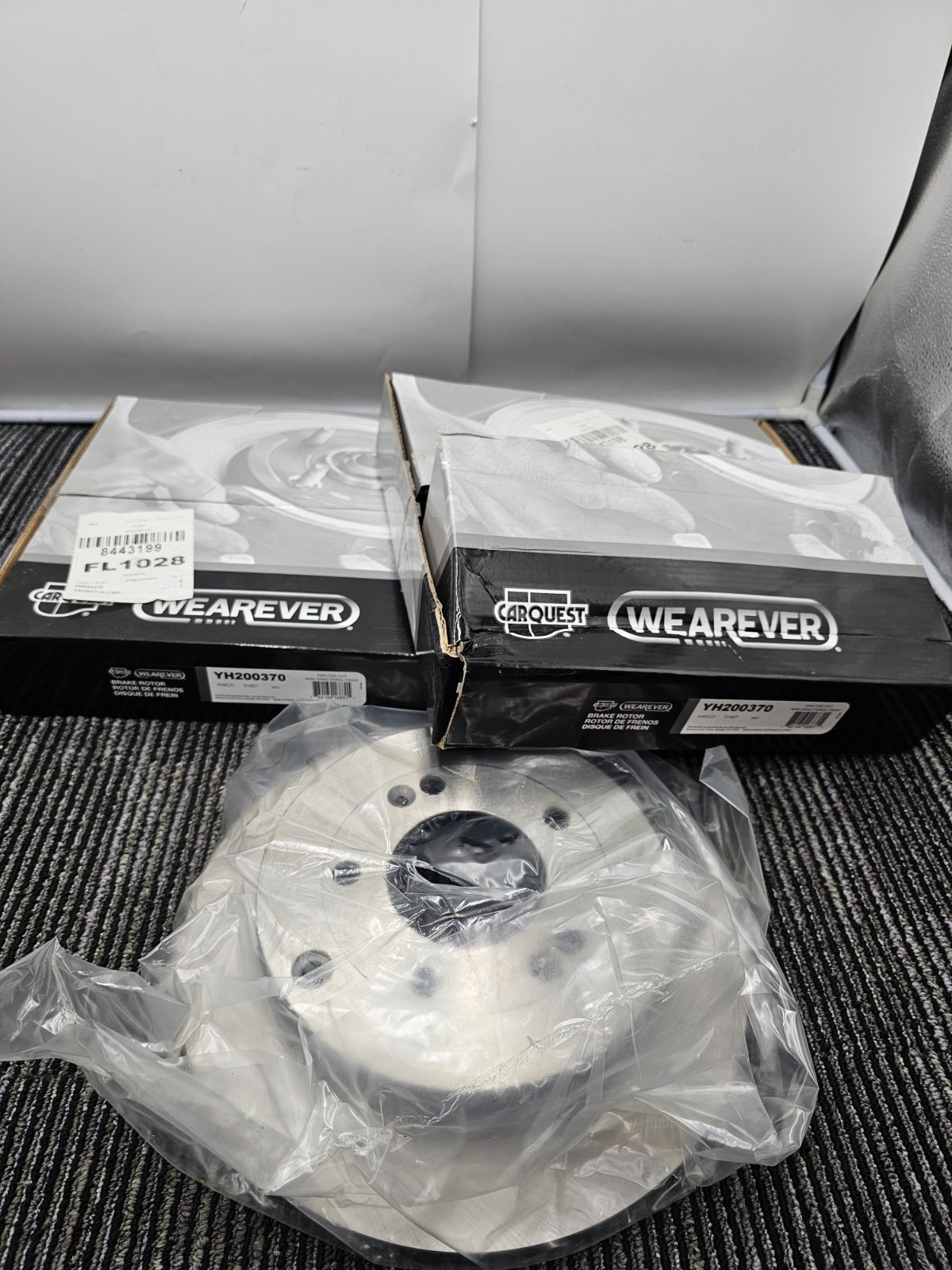 (QTY 2) WearEver YH200370 Disc Brake Rotor for 2006-2010 Hyundai Azera