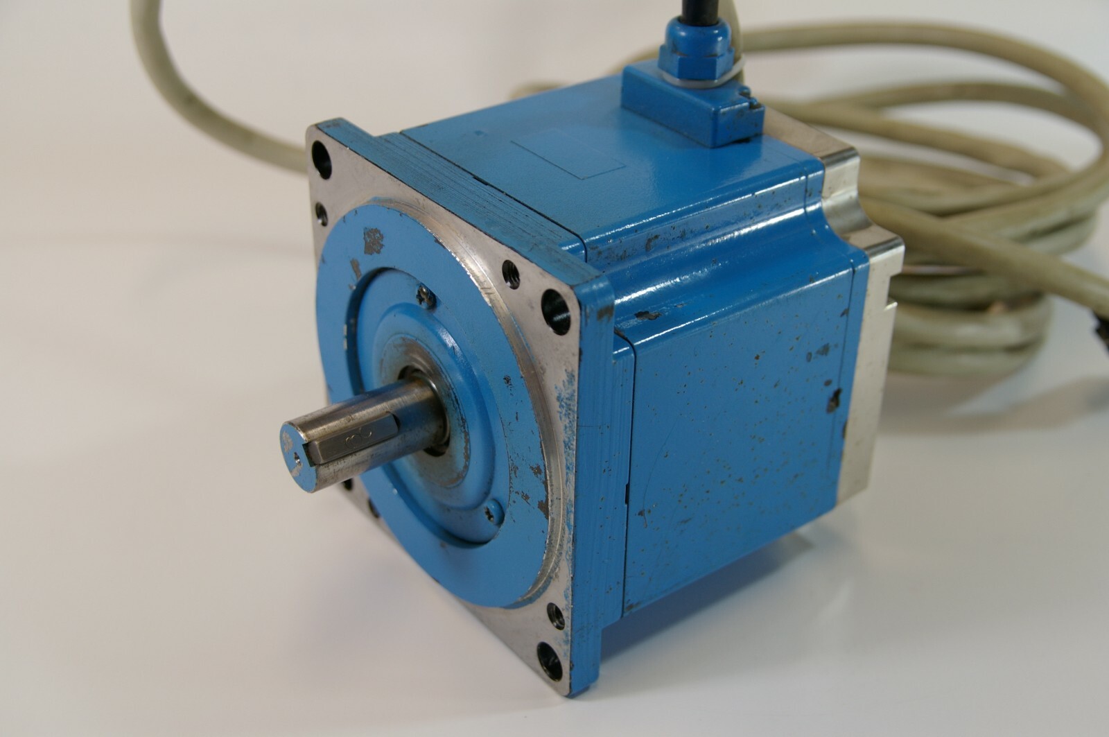 Yaskawa SGMP-15V314T Servo Motor