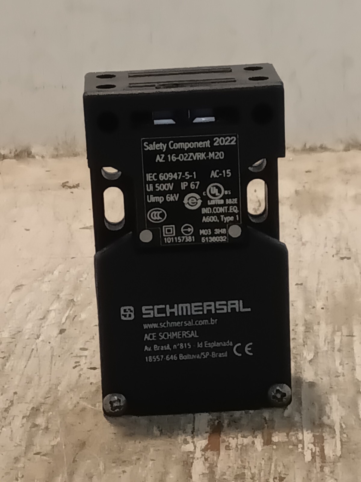 Schmersal AZ16-02ZVRK-M20 Safety Switch – (SP290)