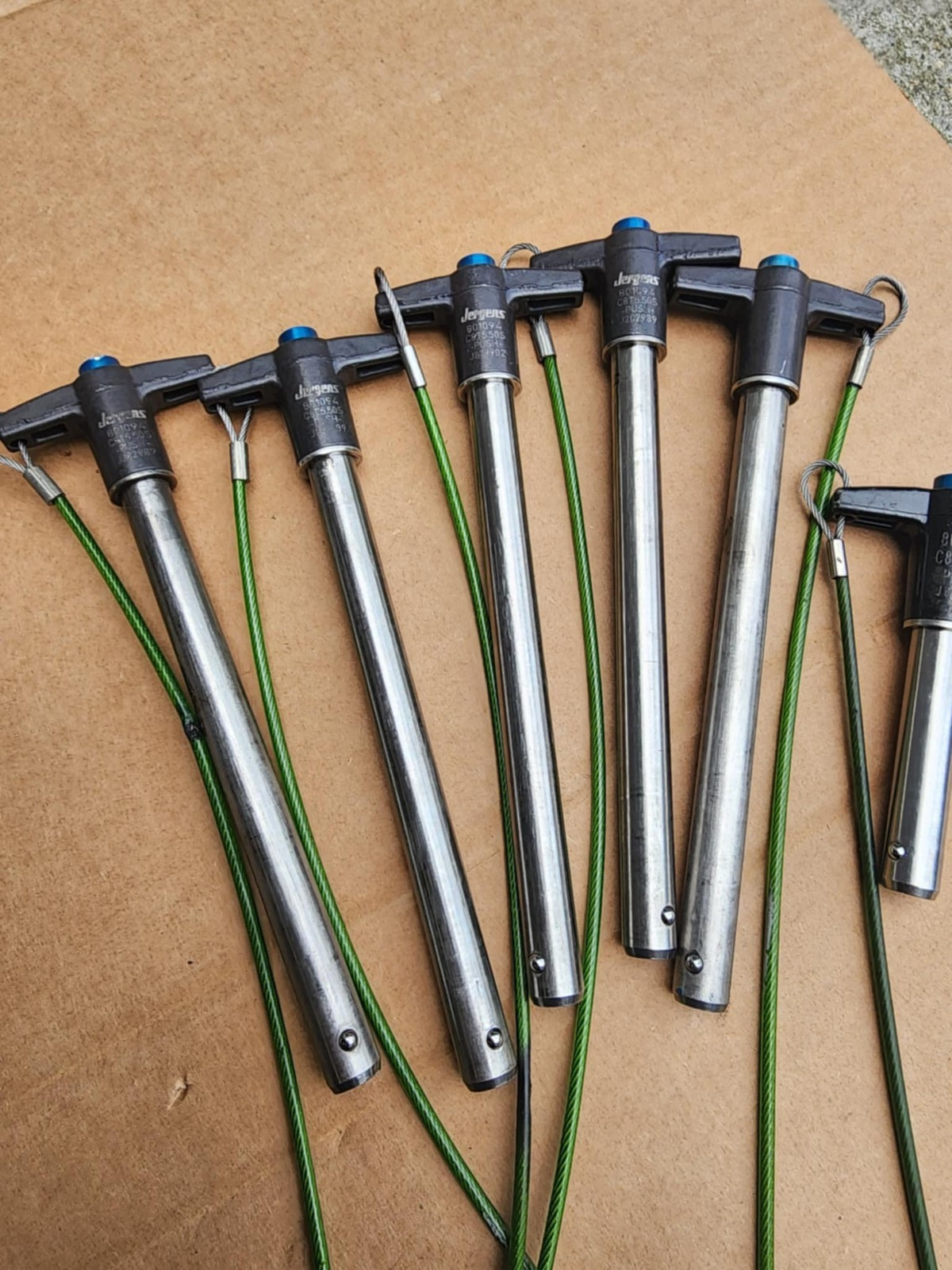 Lot of 6 Jergens KLP 801094 (5)/KLP 801086 (1) Quick Release Pin T-Handles Used