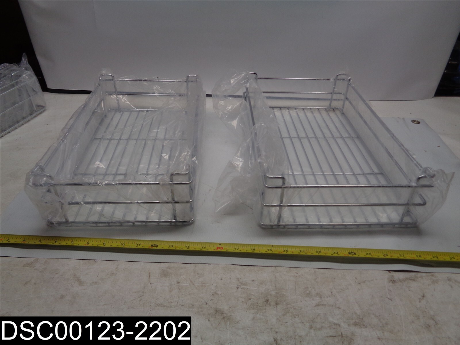 QTY=4 Pc-2 x each: Wire Storage Bins 17-3/4×10-3/4×3-1/4 & 16-1/2×9-3/4×3-1/4