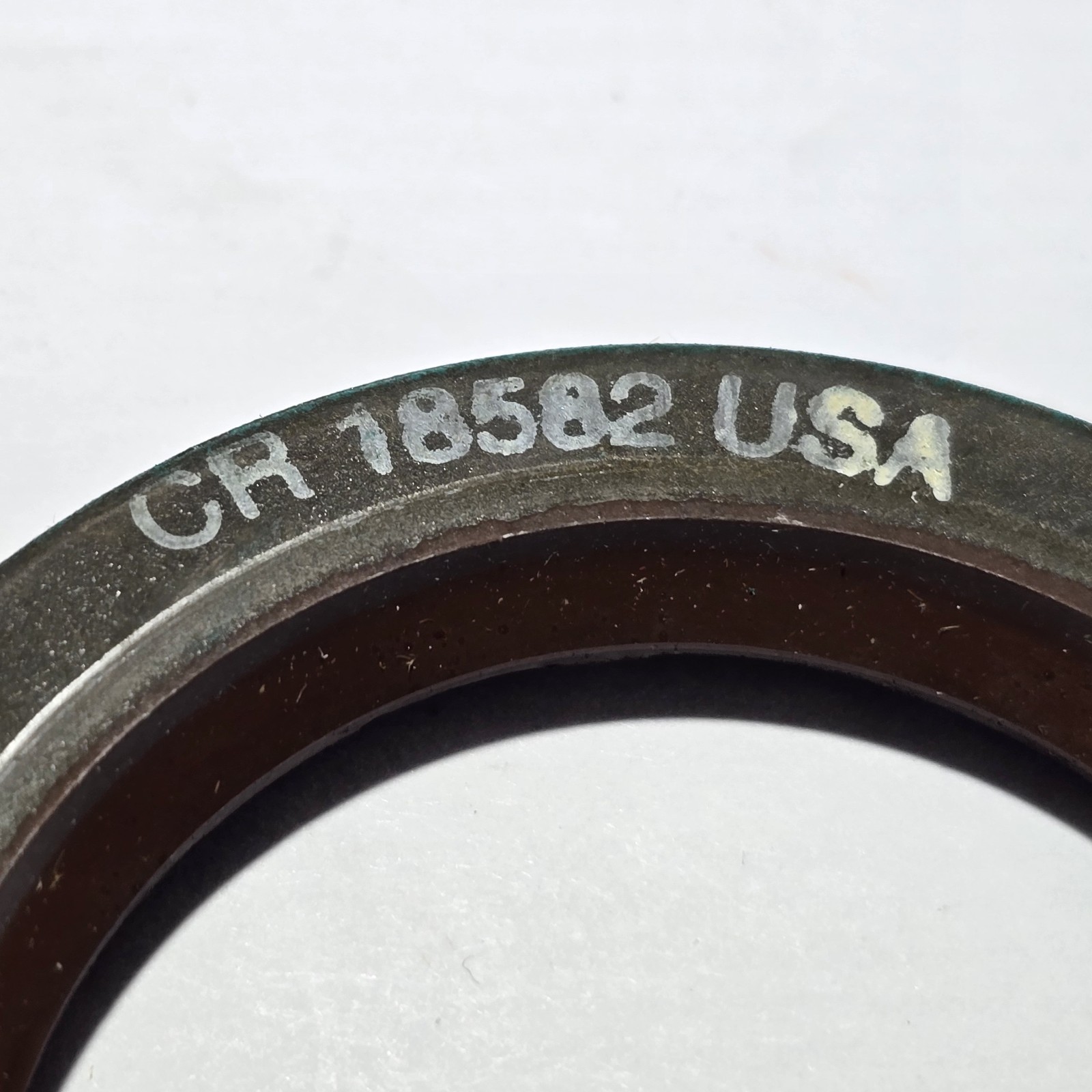 18582 CR Joint Radial Shaft Seal Made In USA – VP-252 Shaker Drive SKF Chicago
