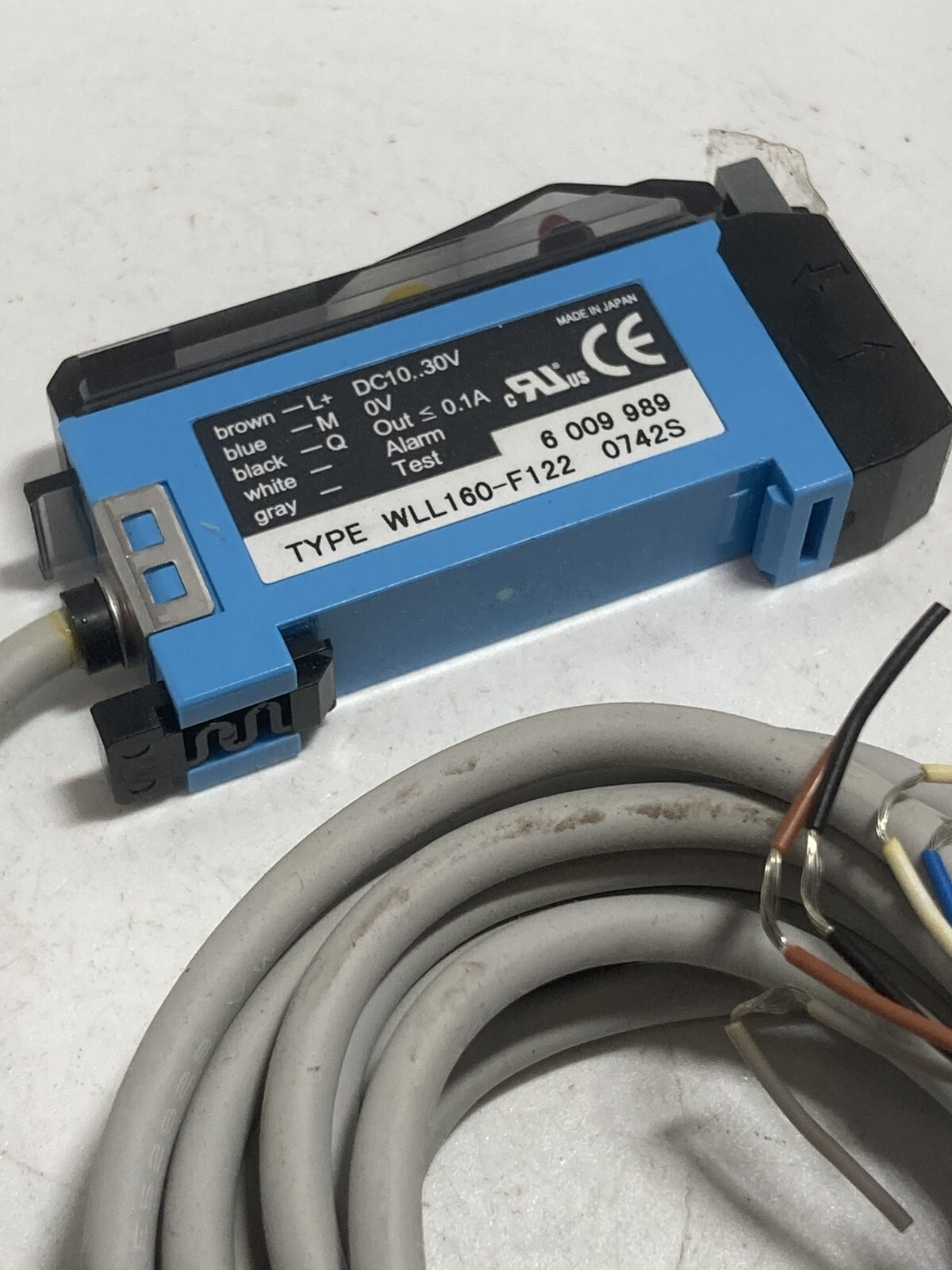 SICK WLL160-F122 PHOTOELECTRIC SENSOR FIBER OPTIC 10-30VDC LED NNB