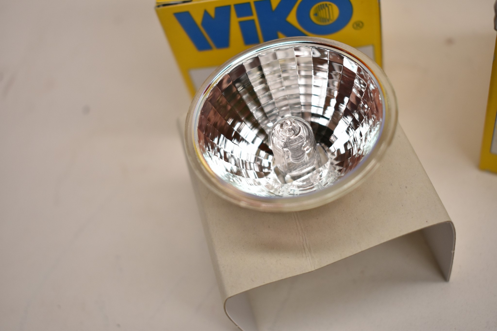 WIKO AV/PHOTO LAMP FXL 82V-410W Lot of 3