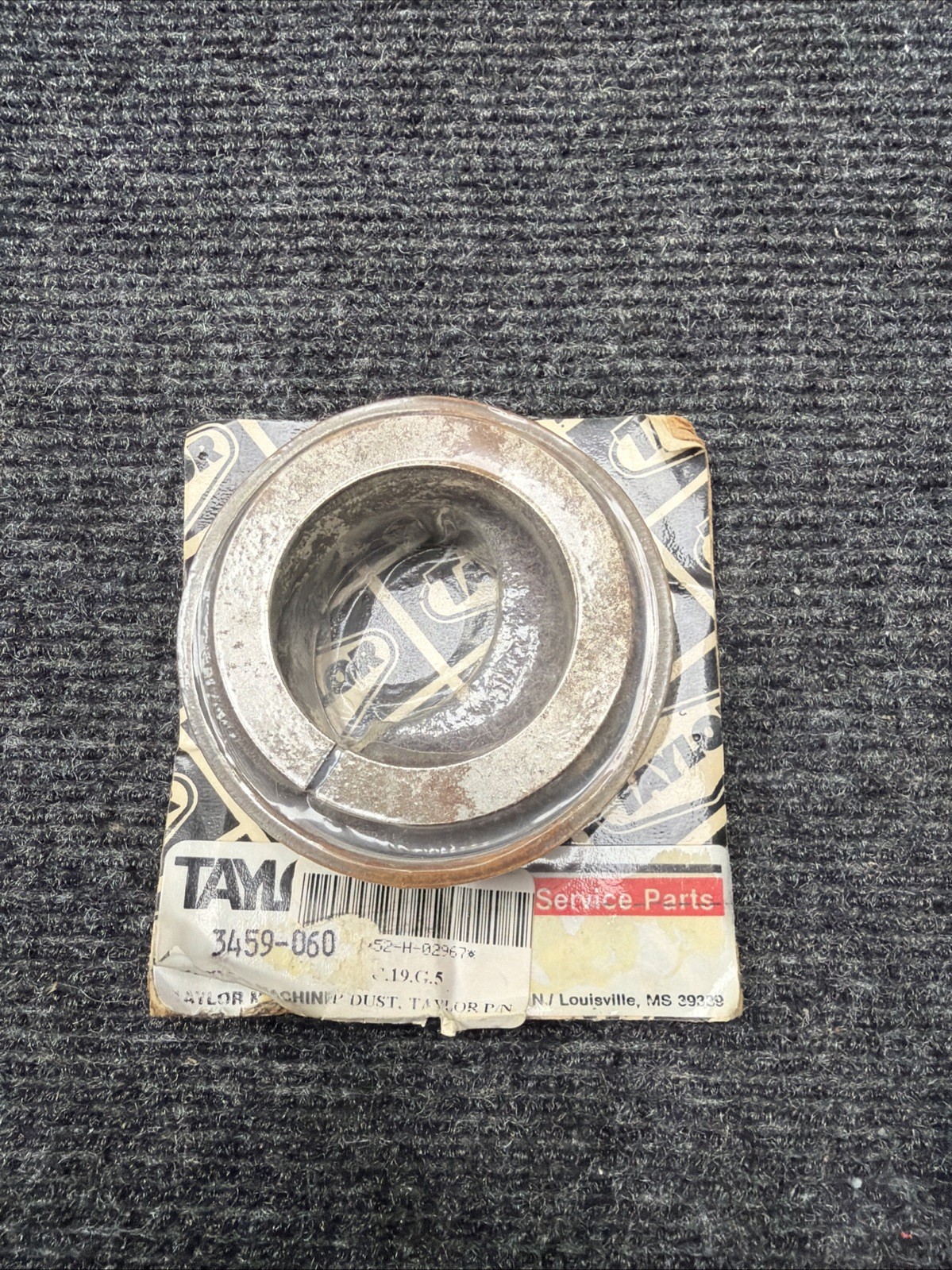NEW! TAYLOR FORKLIFT 3459-060 DUST CAP FAST SHIP!!!