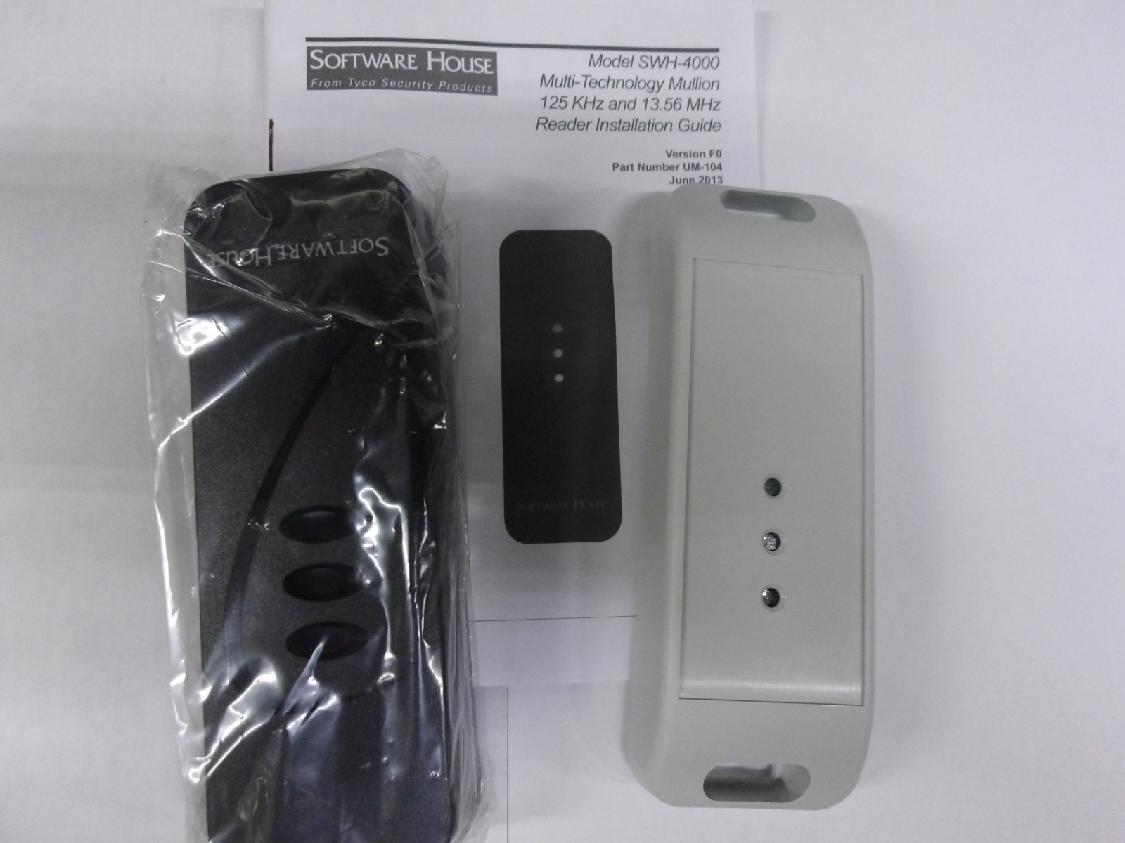 1x SWH-4000-C Multi-Technology Wiegand Output Reader 125Khz & 13.56Mhz