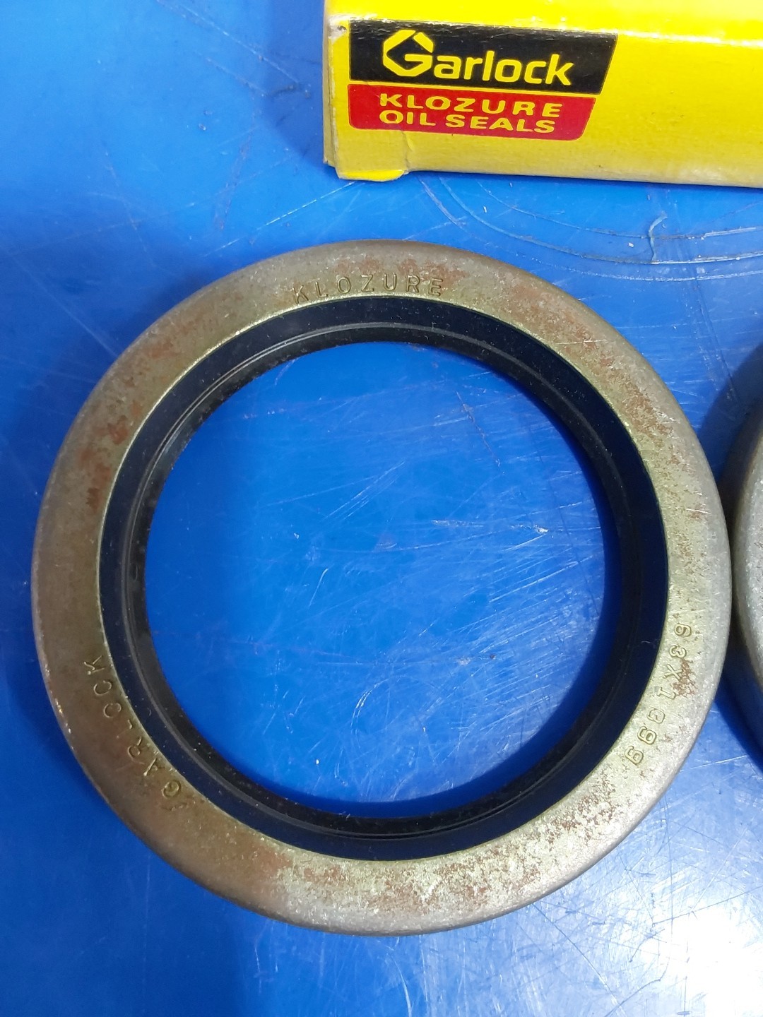 Garlock Klozure 2 PCS. 21158-1399 Oil Seal Model 63