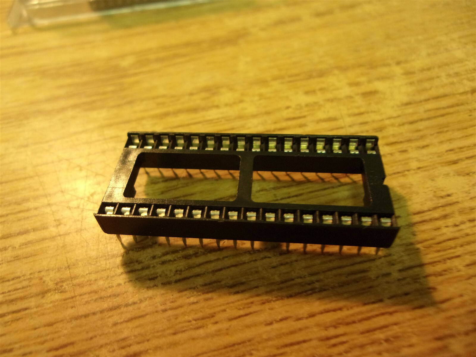 NEW Socket 32 Pin Low Profile Dual Wipe 0.03″ Lot of 5 32LPD *FREE SHIPPING*