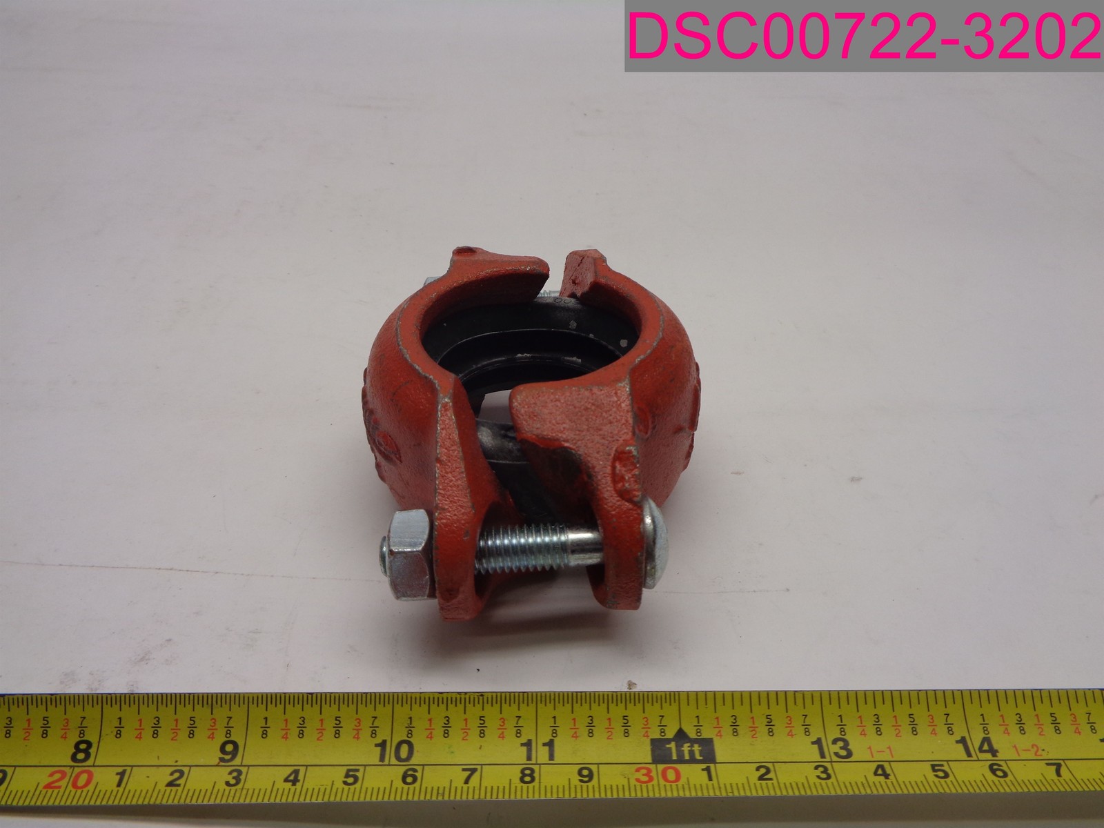 QTY=4; Victaulic 009N. 1-1/4″ / 42.4MM Firelock Rigid Coupling Pipe Fitting Red