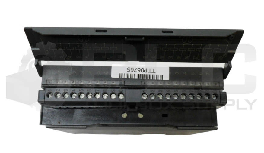 LOT OF 2 SIEMENS 6ES7 322-1BH01-0AA0 DIGITAL OUTPUT MODULE 322-1BH01-0AA0