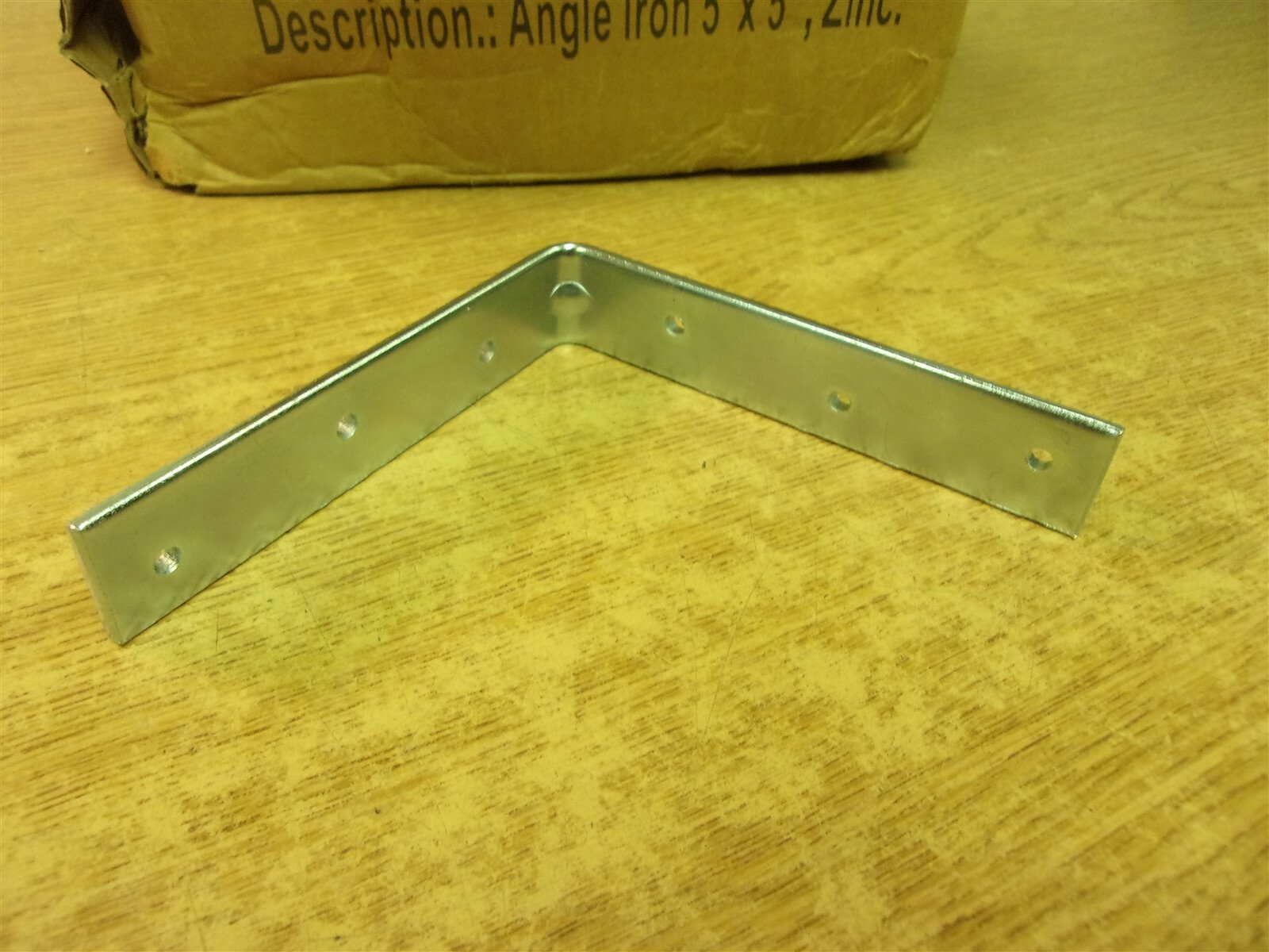 NEW AGR-5050A Angle Cron 5×5″ Zuc Shelf Bracket for Curtain Valance