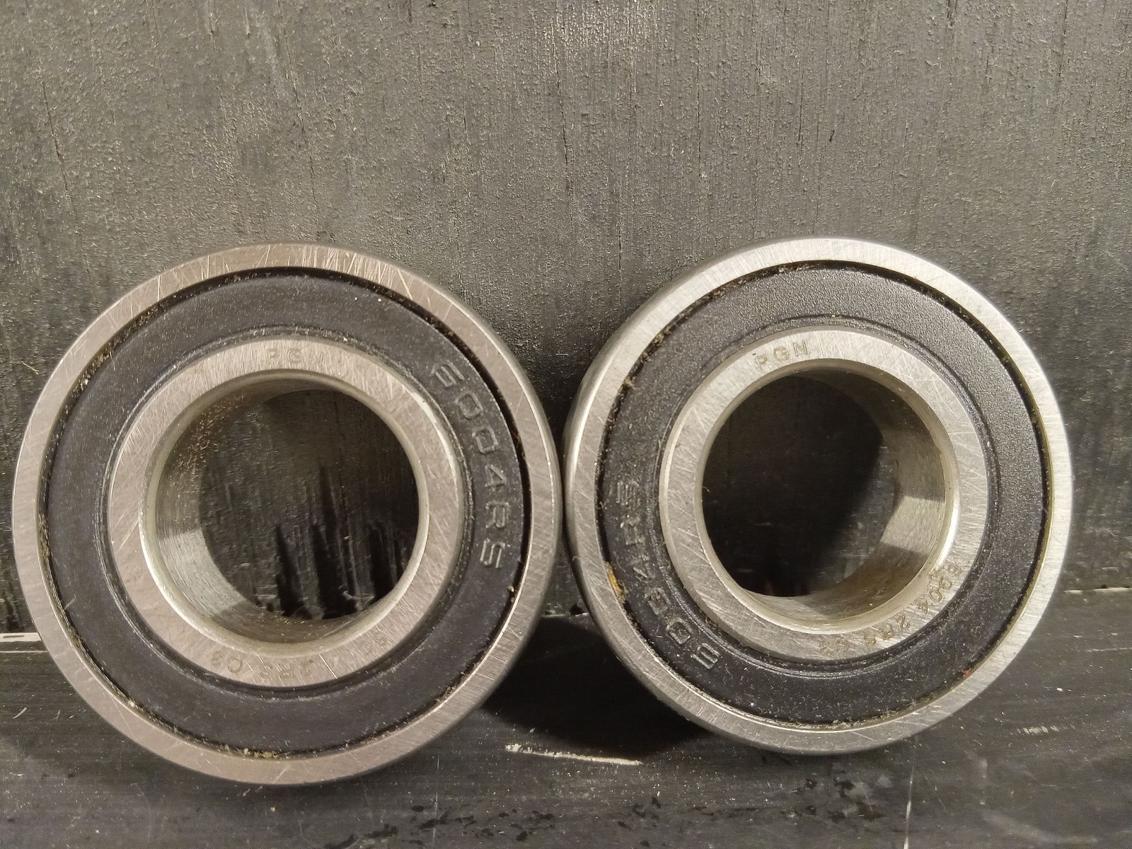 2 NEW PGN 6004 2RS C3 RADIAL DEEP GROOVE BALL BEARING NNB ***MAKE OFFER***