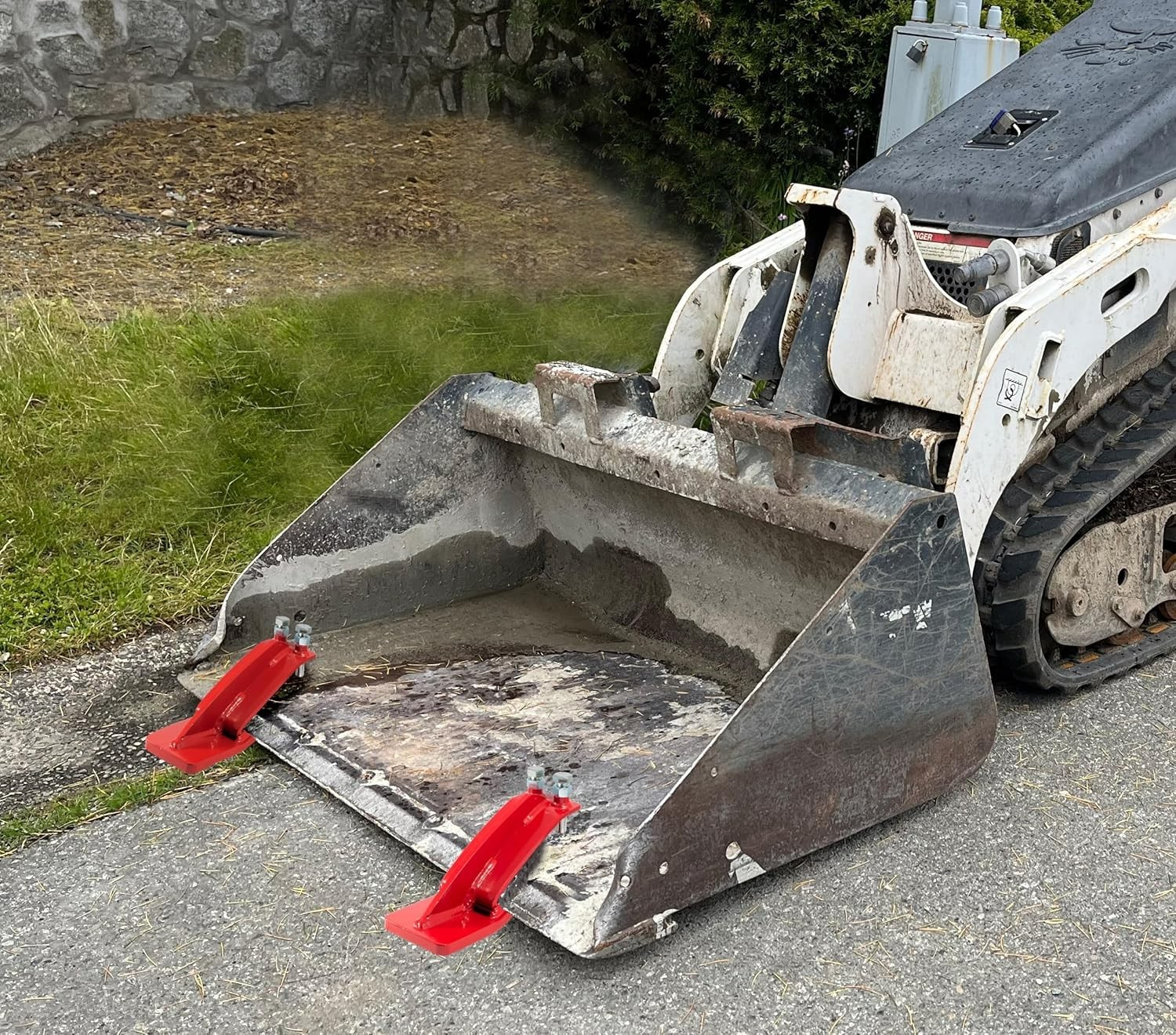 Tractor Bucket Protector Heavy Duty Skid Shoes for Snow Plowing & Driveway Work