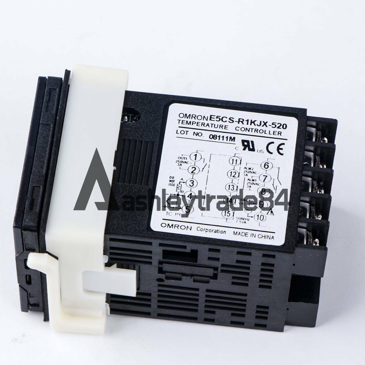 1PCS new Omron E5CS-R1KJX-520 Temperature Controller