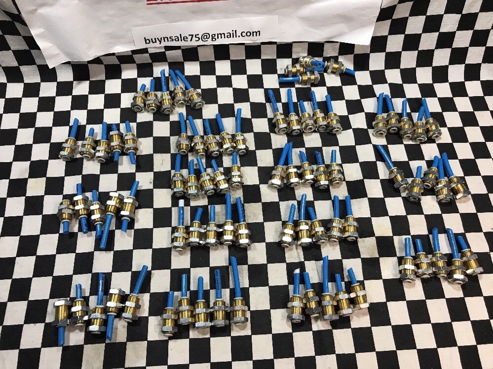 LOT OF 79, SMC BULKHEAD UNION 1/4″, BRASS, SHIPSAMEDAY #123A