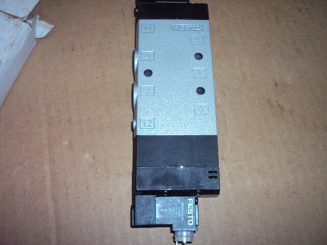 FESTO CPE24-M1H-5/3ES-3/8 Solenoid valve
