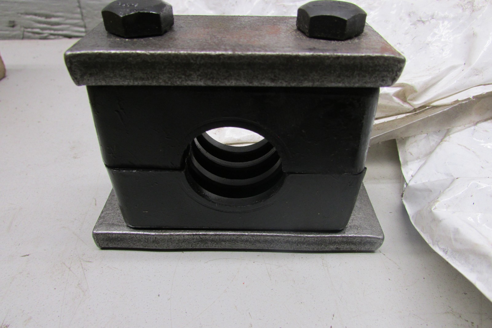 Behringer SH41050-PP-SCP-SWP Heavy Series 3/4 Pipe Clamp Lot of 2!