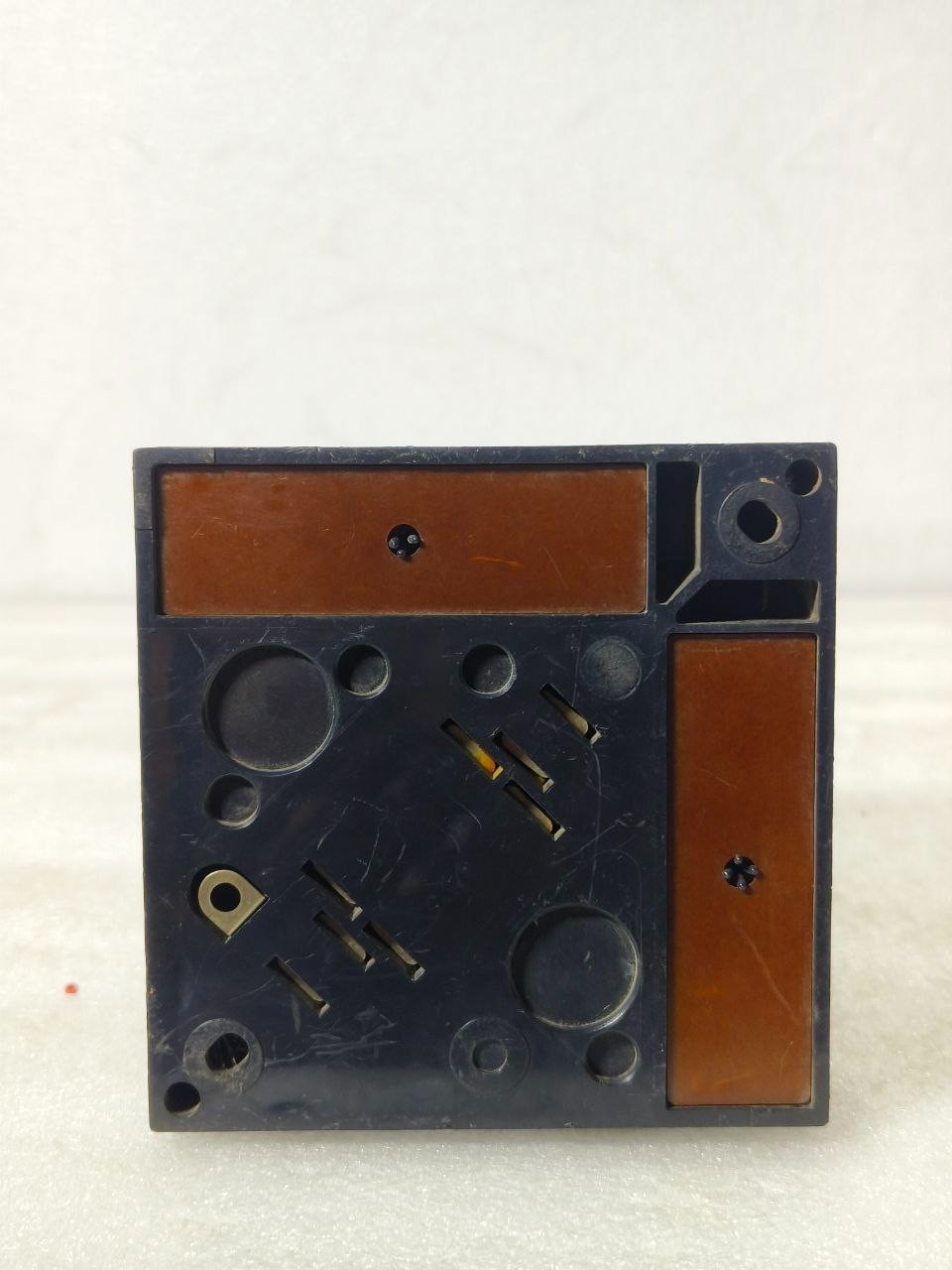 LANDIS & GYR LAL3.25 SERIE 02 BURNER CONTROL BOX 220-240V 50/60HZ FREE SHIPPING