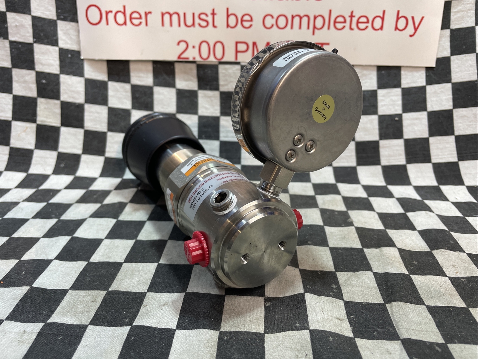 CONCOA 4933001-01-000, REGULATOR WITH GAUGE 4000 PSI, 493300101000, SHIPSAMEDAY,