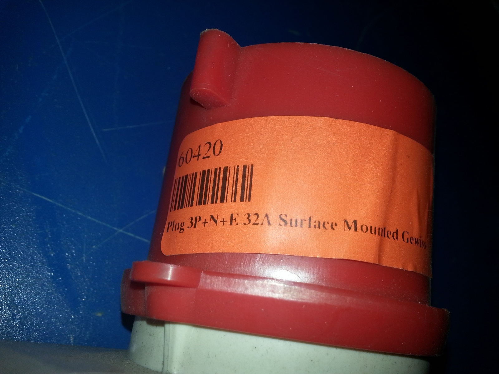 GEWISS PLUG 3P+N+E32A SURFACE MOUNTED GW 60 420