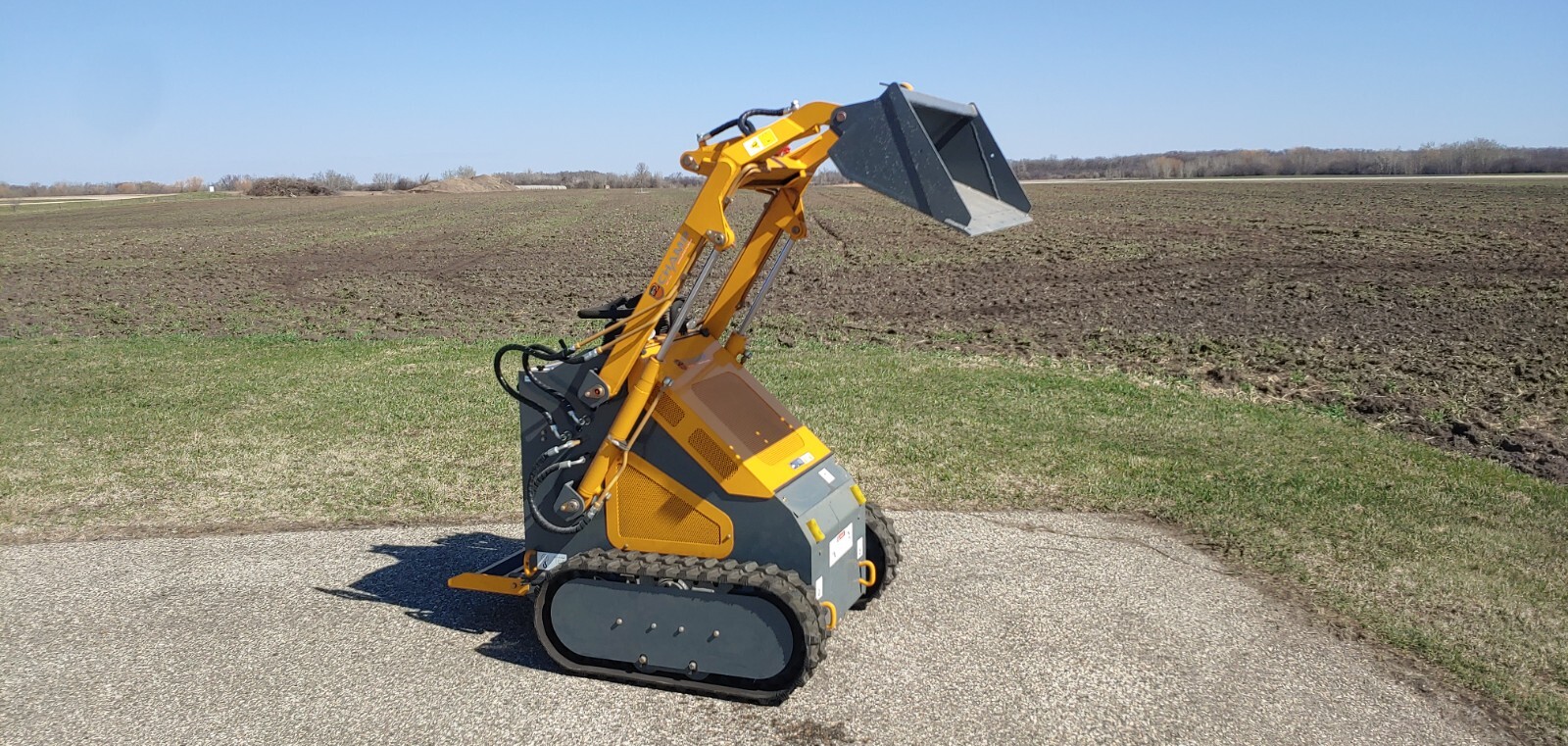 Mini Skid Steer Loader New Champ Unilift Gas Briggs Tracks Skidsteer Skidloader