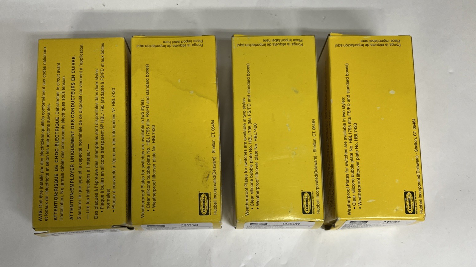 NEW 4X Hubbell CS320W White 3 Way Toggle Switch 20 Amp 120/277 VAC Spec Grade