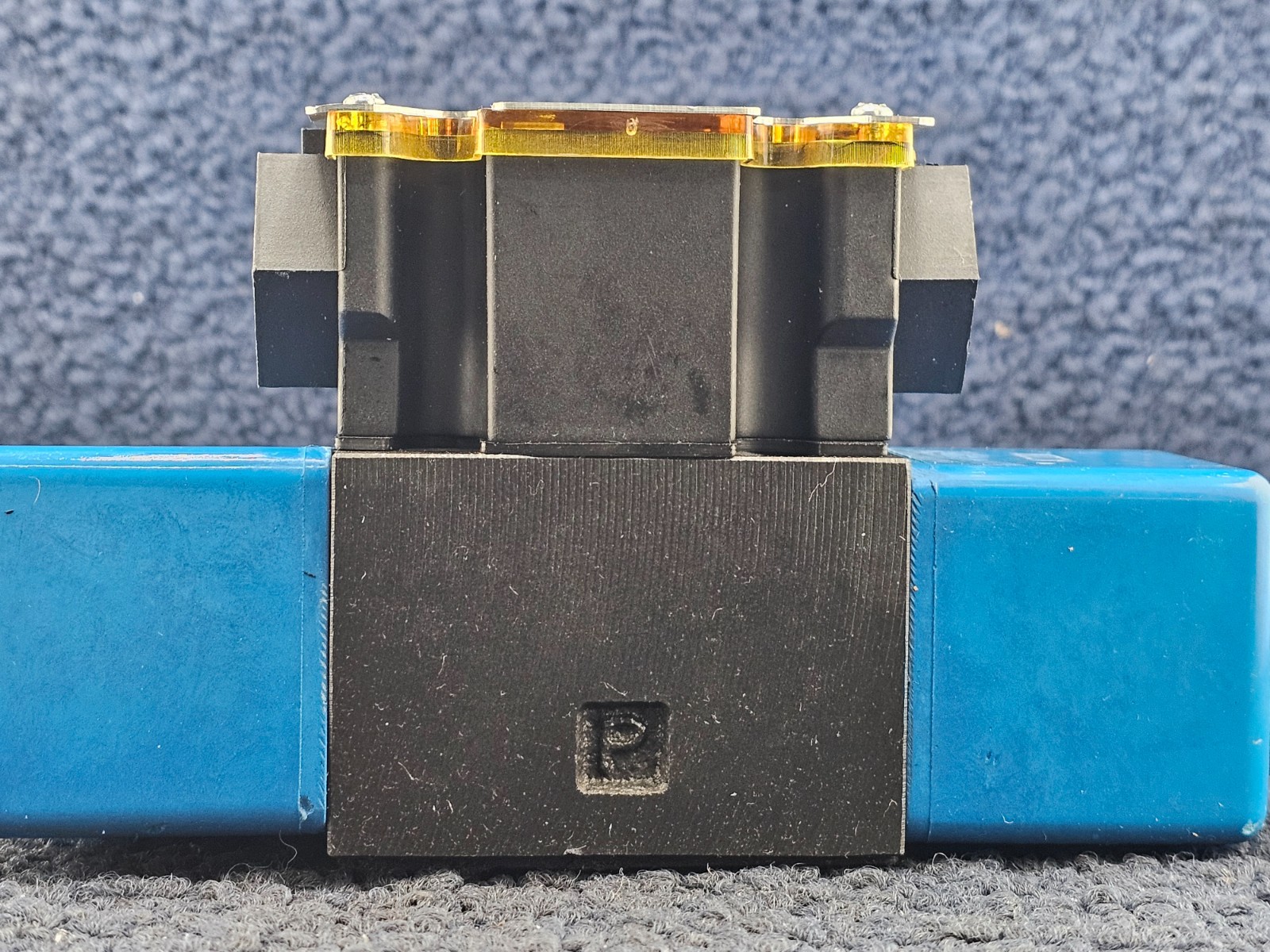 Pro-Active Fluid Power DG4V-3S-6C-M-FTWL-B5-60: Directional Control Valve